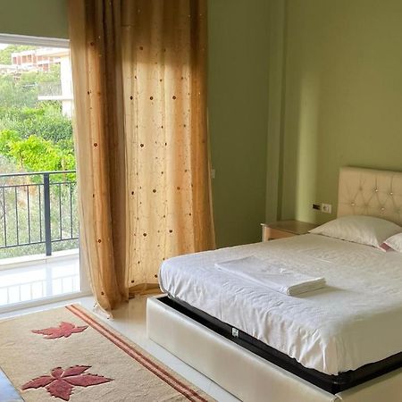 Azure Apartments By Kondo Stays Vlorë 外观 照片