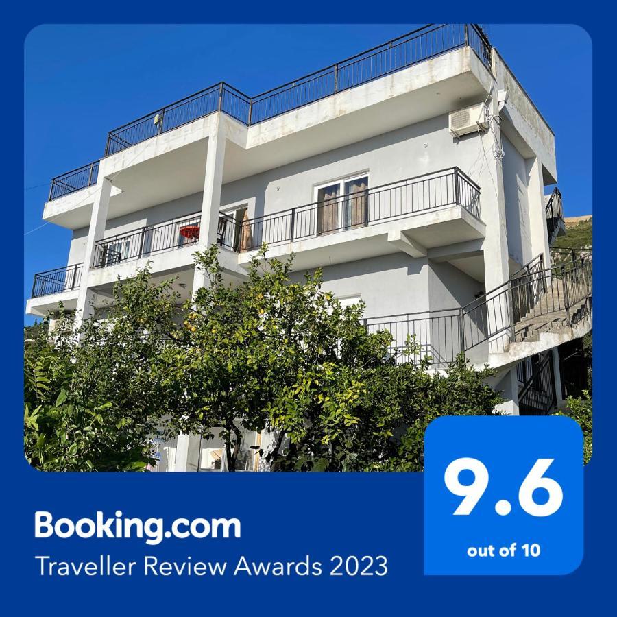 Azure Apartments By Kondo Stays Vlorë 外观 照片
