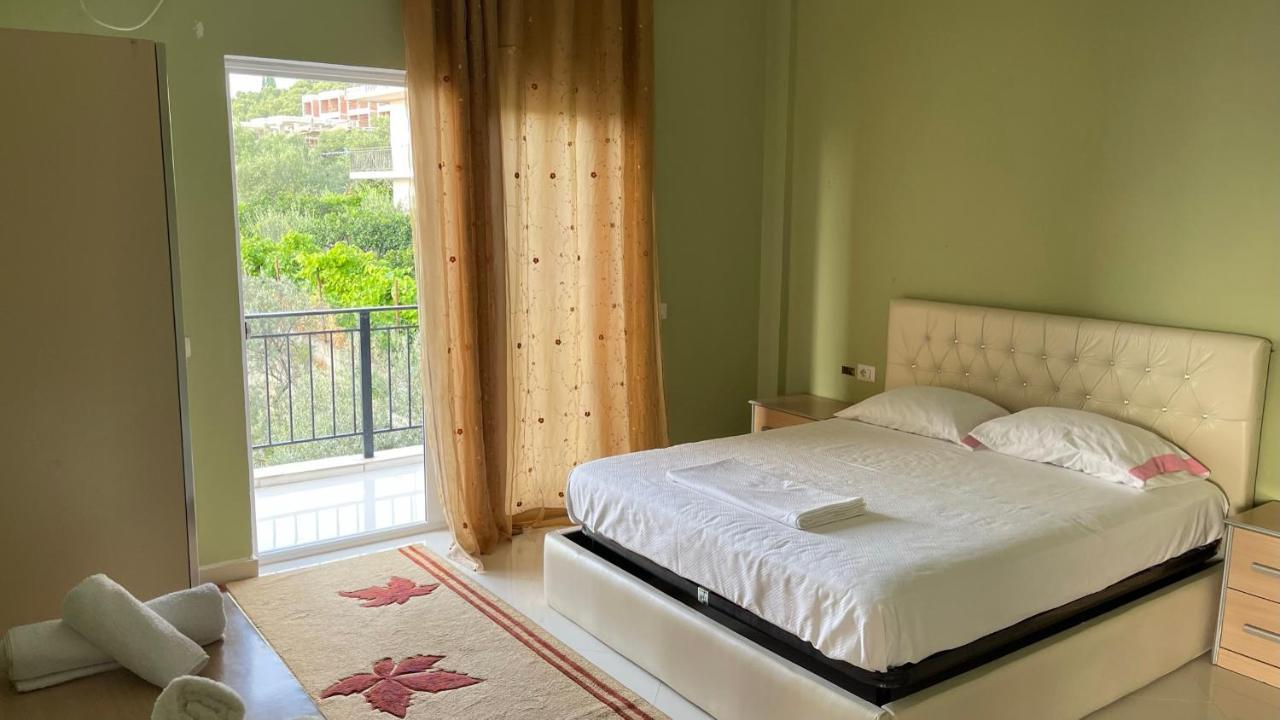 Azure Apartments By Kondo Stays Vlorë 外观 照片