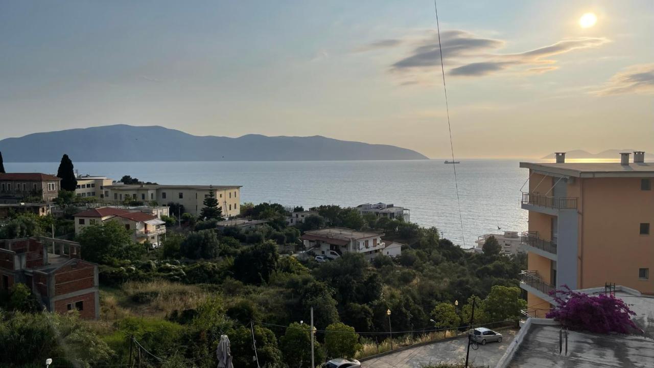 Azure Apartments By Kondo Stays Vlorë 外观 照片