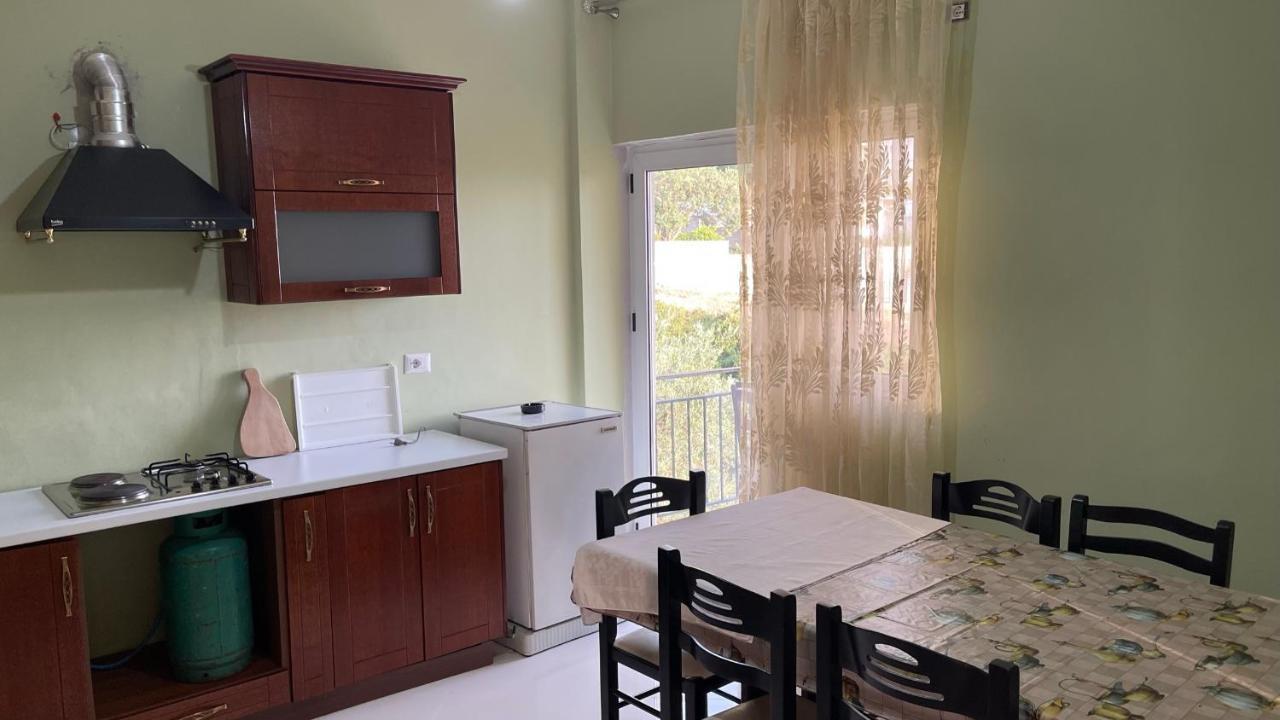 Azure Apartments By Kondo Stays Vlorë 外观 照片