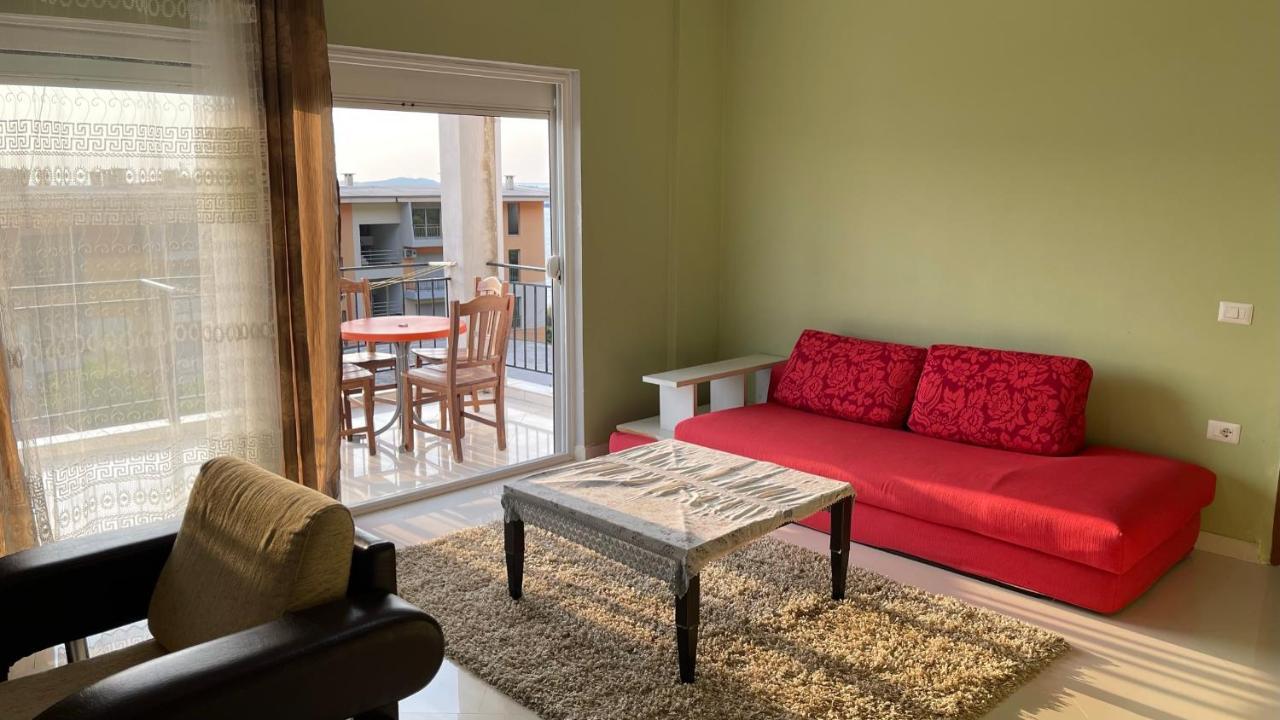 Azure Apartments By Kondo Stays Vlorë 外观 照片