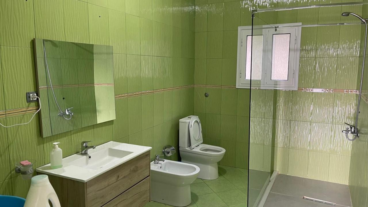 Azure Apartments By Kondo Stays Vlorë 外观 照片