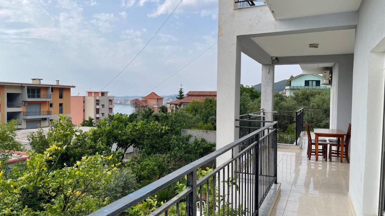 Azure Apartments By Kondo Stays Vlorë 外观 照片