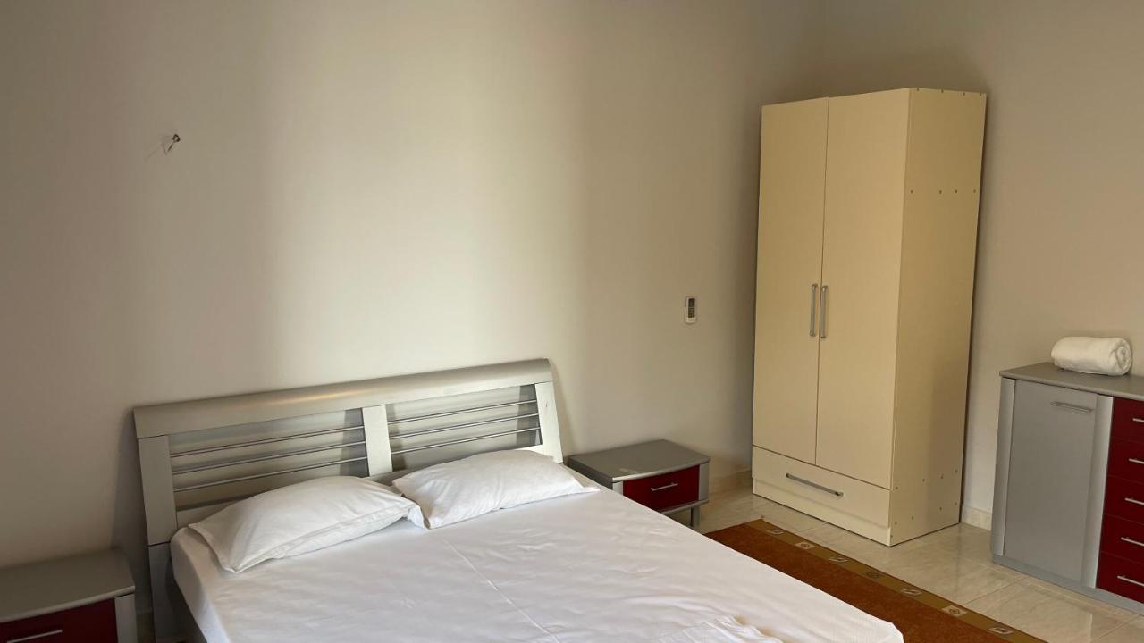 Azure Apartments By Kondo Stays Vlorë 外观 照片