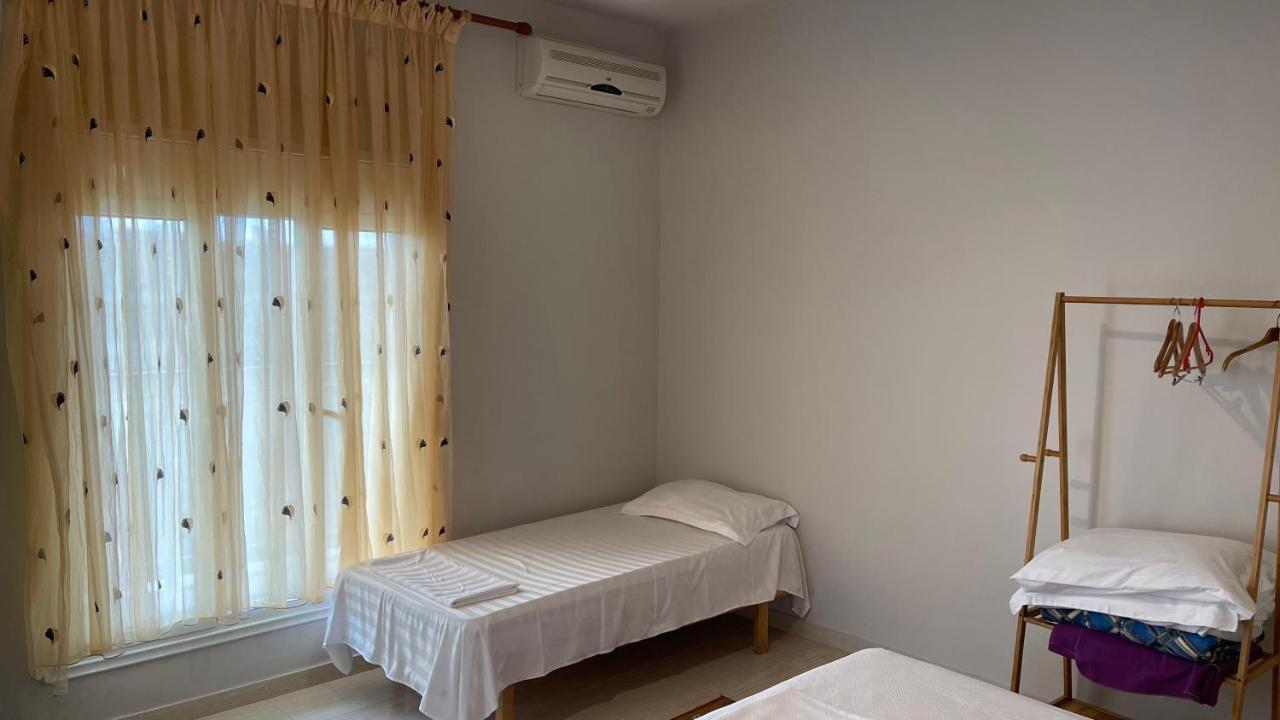 Azure Apartments By Kondo Stays Vlorë 外观 照片