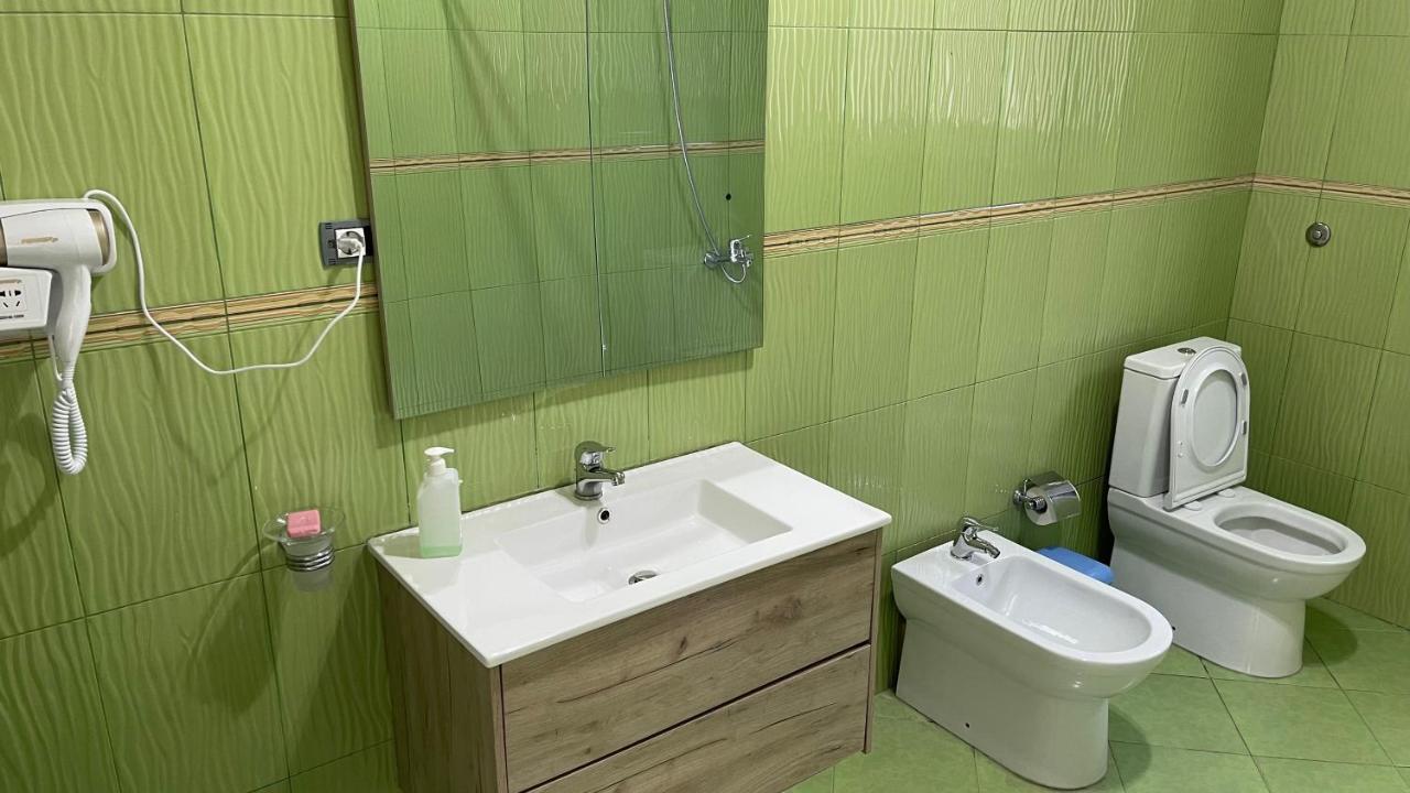 Azure Apartments By Kondo Stays Vlorë 外观 照片