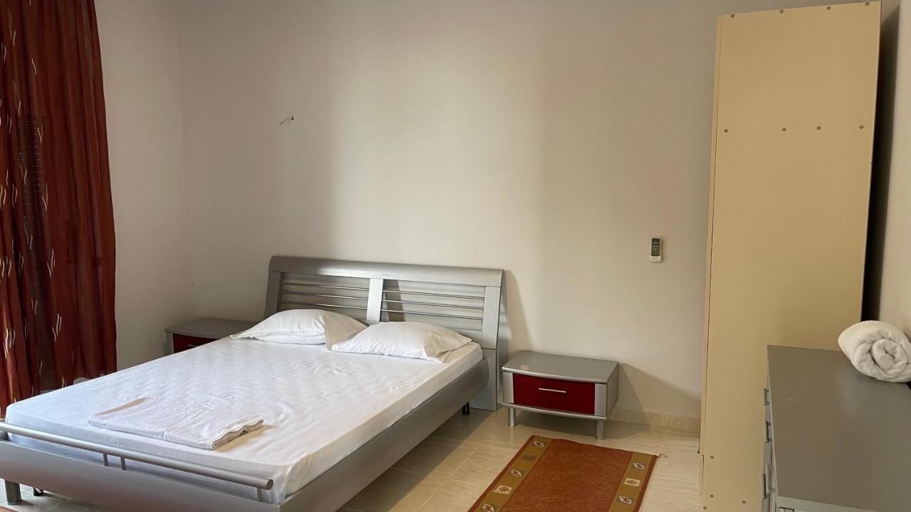 Azure Apartments By Kondo Stays Vlorë 外观 照片
