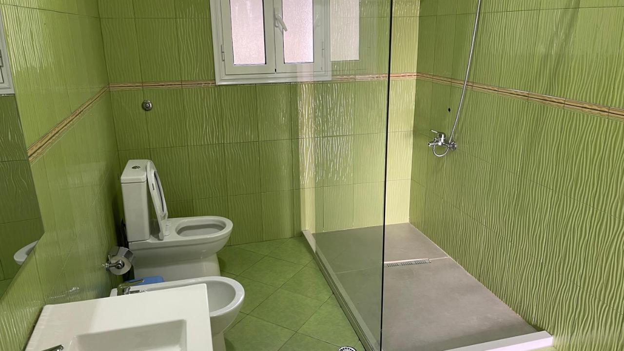 Azure Apartments By Kondo Stays Vlorë 外观 照片